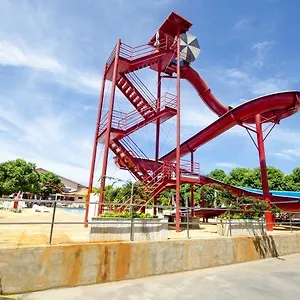 Diroma Fiori Com Roupa De Cama, Geladeira, Fogão Cozinha Completa, Parque Aquático E Garagem Apartamento Caldas Novas